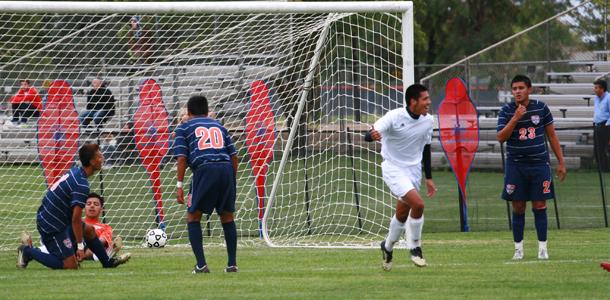 Mens soccer shut out by high powered Modesto, 2-0