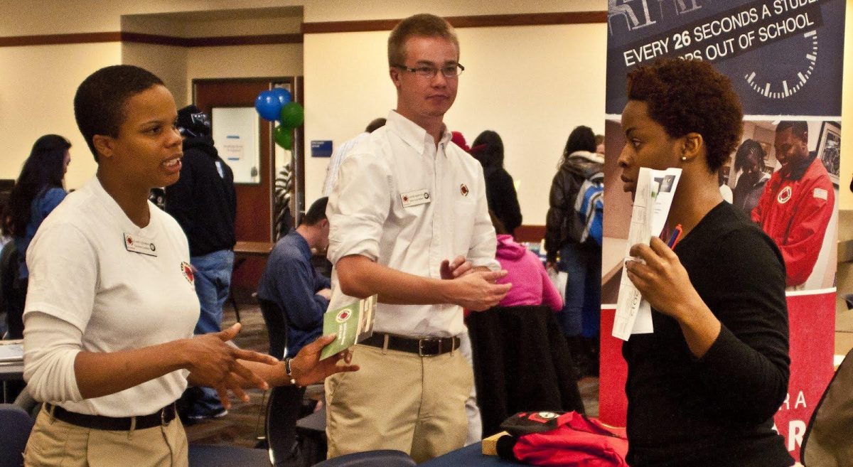 Annual+career+fair+allows+students+at+CRC+to+network+with+professionals