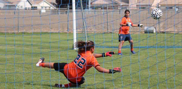 Women's soccer looks to attack their way to a championship
