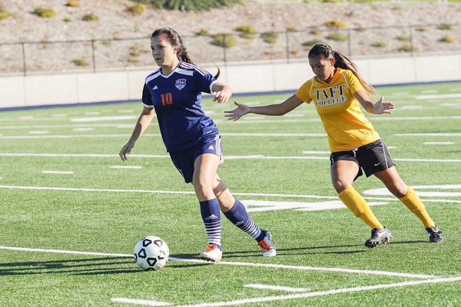 Hawks freshman defender Erica Lim received one assist in the second round of playoffs against Taft college on
Nov. 25 and scored the one goal that allowed the Hawks to win round three against Modesto on Nov. 29.
