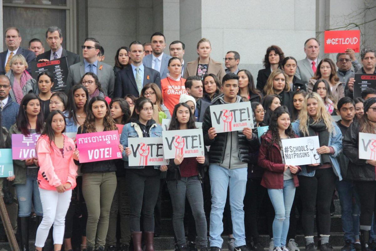 Students joined members of the State Legislature for 17 minutes of silence.