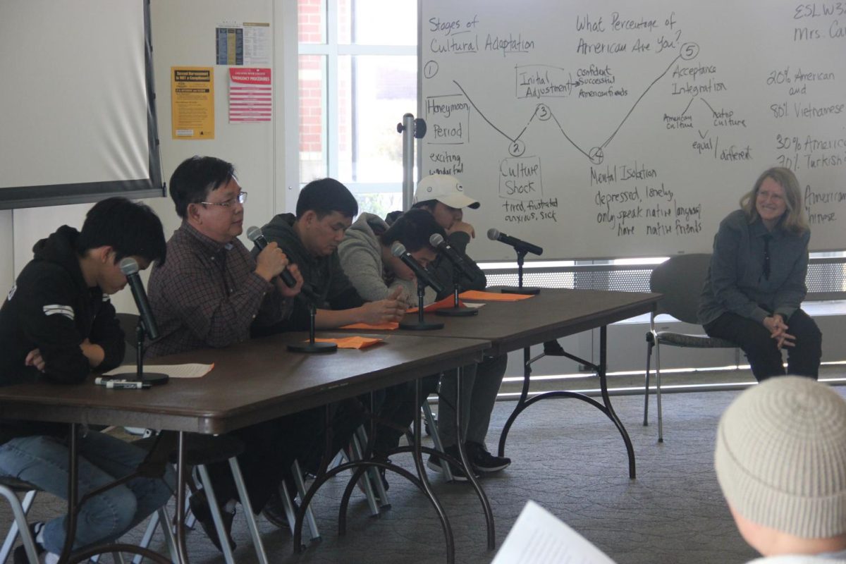 Student panel talks about their process of adapting by mentioning what stage of cultural adaptation they were at on April 12 in the Winn Main Center.