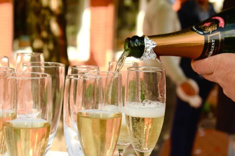 New champagne bar opens and its all the Fizz