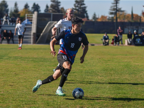 The mens soccer team beat Las Positas College 6-1 on Saturday and advanced to the third round of the playoffs. Midfielder Anthony Sanchez-Raya driving down the field with the ball.
