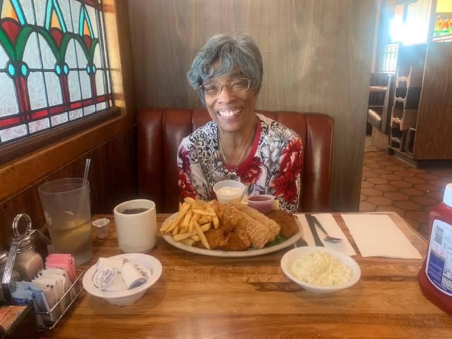 Mr. Perrys is a diner located in Sacramento that serves fried chicken, prime rib and daily homemade soups.  Samille “Sam” Clark, a retired Kaiser Oakland staffer, is eating a fisherman platter meal, which is a plate of fried fish and french fries.