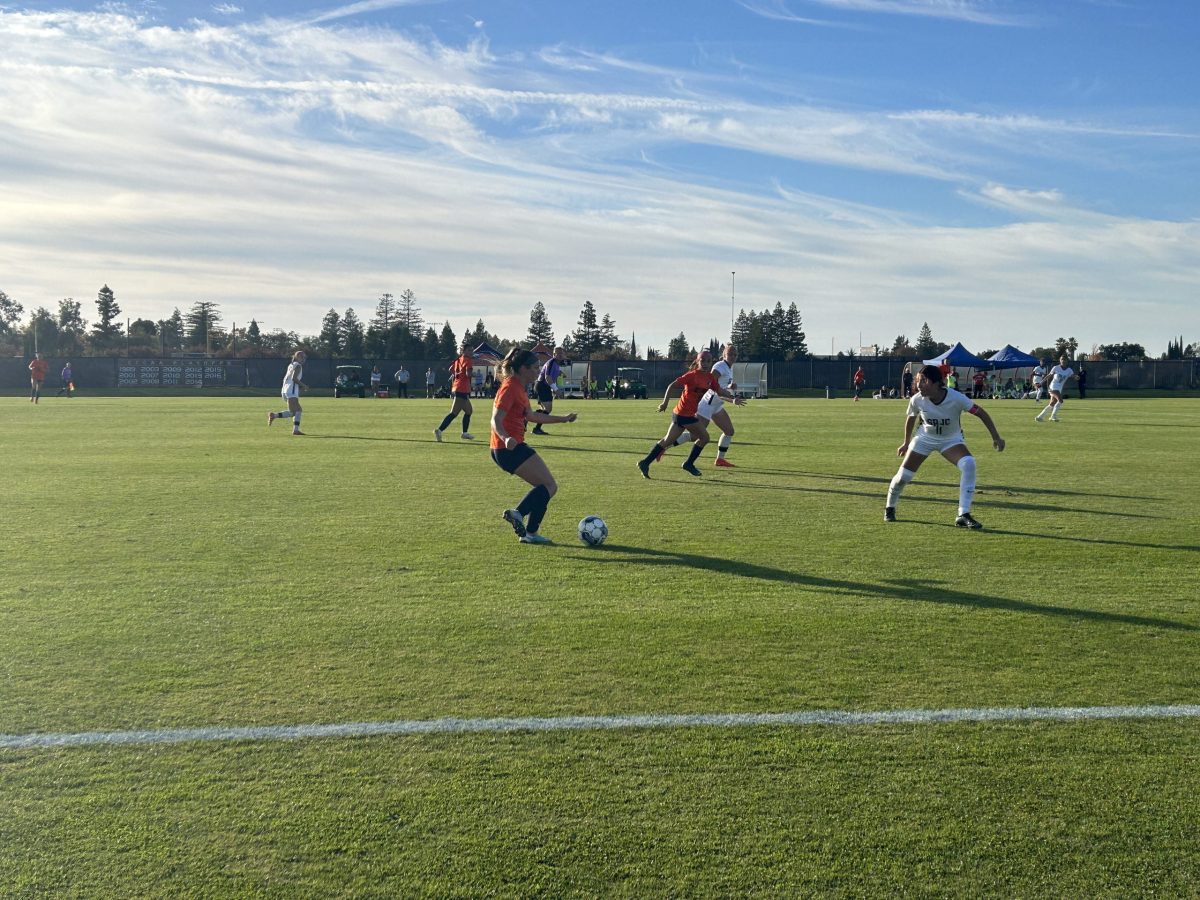 Hawks sophomore defender Alana Smith takes the ball up the line in the first half. Cosumnes River College won the Women’s Soccer Big 8 Championship on Nov. 11 against the Santa Rosa Junior College Bear Cubs. The Hawks advance to the CCCAA Womens Soccer Championship against the West Valley Vikings on Nov. 18 at home.