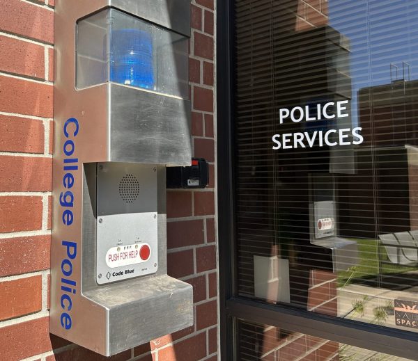 A College Police phone sits outside of the Police Services building at Cosumnes River College. Three juveniles report a robbery on campus at 1 p.m. on Jan 15.