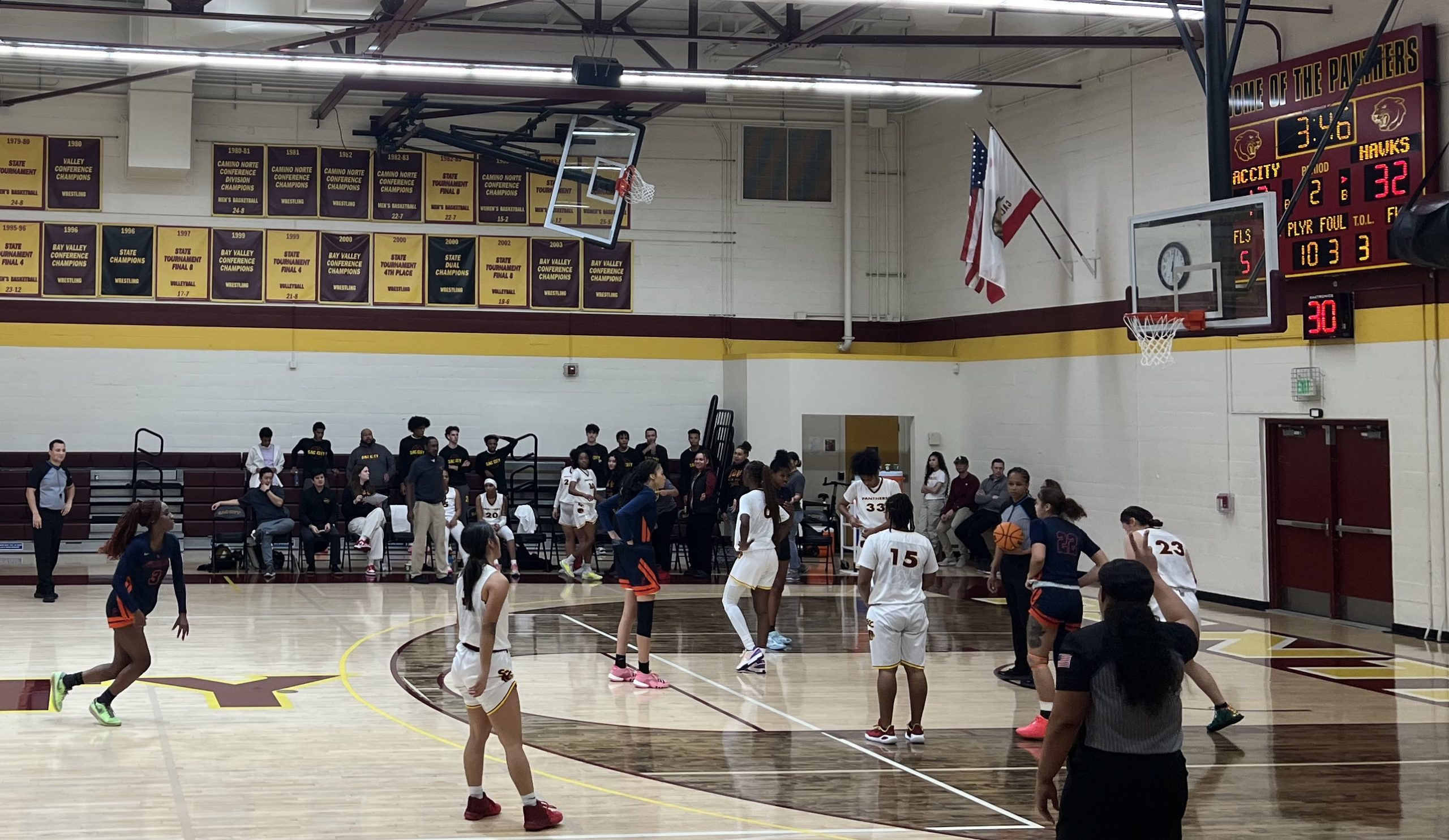 Women’s basketball sees 11-game win streak – The Connection