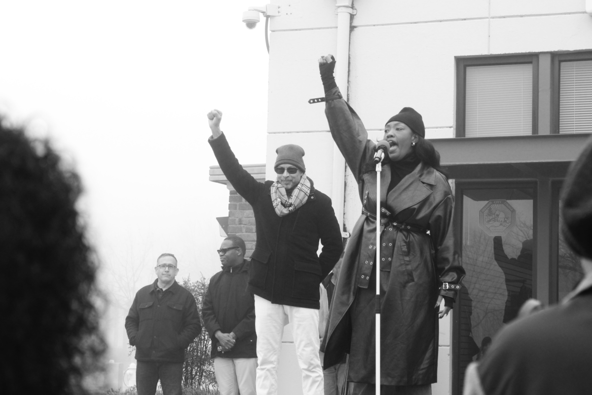The Sacramento community came together to celebrate Martin Luther King Jr. day by joining MLK365’s “March for the Dream,” which started at Sacramento City College on Jan. 19. Before the march, educator and host Cline Moore (left) introduced singer/songwriter Vadia Rhodes (right) who sang the Black national anthem, “Lift Every Voice and Sing.”